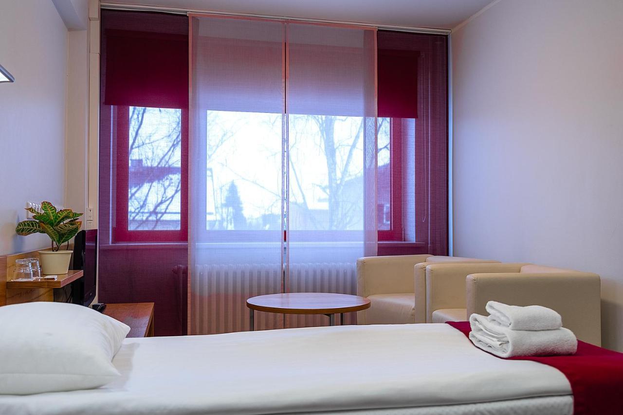 Tartu Rakendusliku Kolledzi Hotell Экстерьер фото