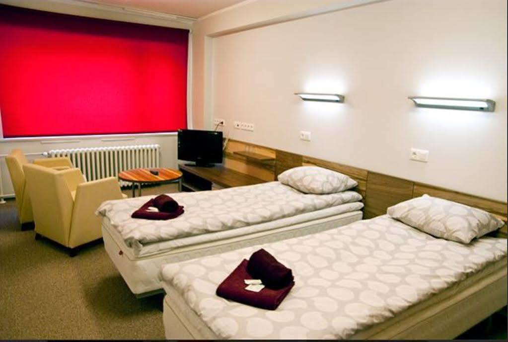 Tartu Rakendusliku Kolledzi Hotell Экстерьер фото
